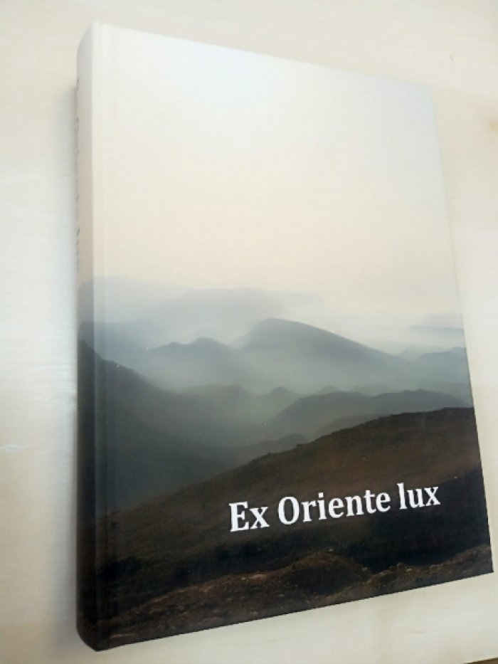 Ex Oriente lux: Сборник статей к 75- летию Михаила Борисовича Пиотровского.