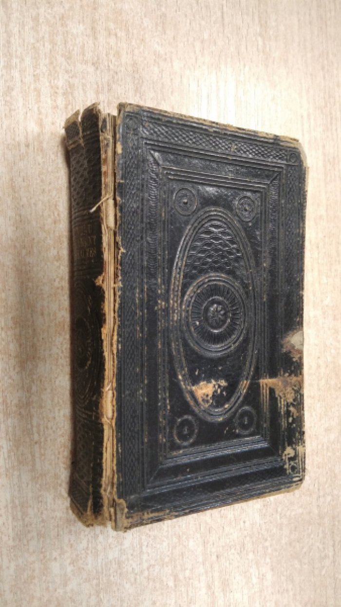 Le Nouveau Testament de Notre Seigneur Jesus-Christ, d`apres la version revue par J.F. Ostervald