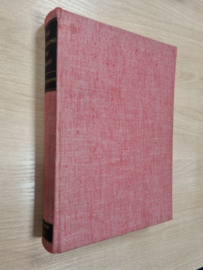 Bamm P. The Kingdoms of Christ: From the Days of the Apostles to the Middle Ages / Царства Христовы: от времен апостолов до Средневековья.