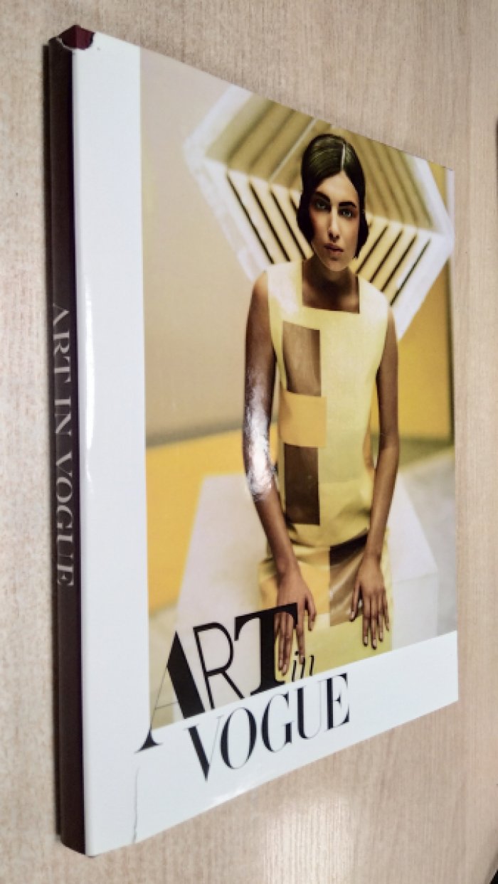 Art in Vogue.