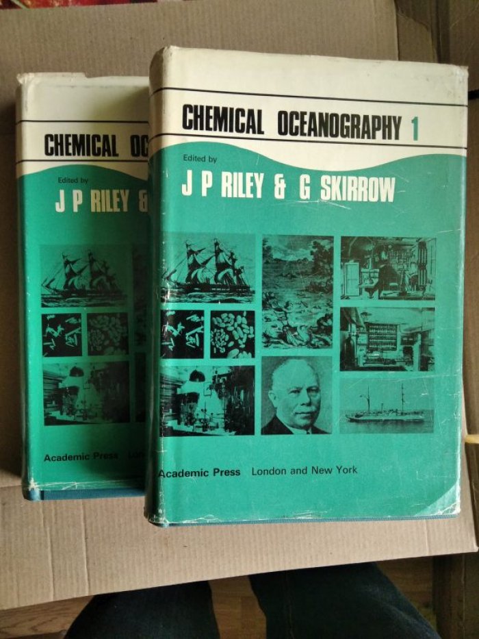 Riley J.P., Skirrow G. Chemical Oceanography. В двух томах.