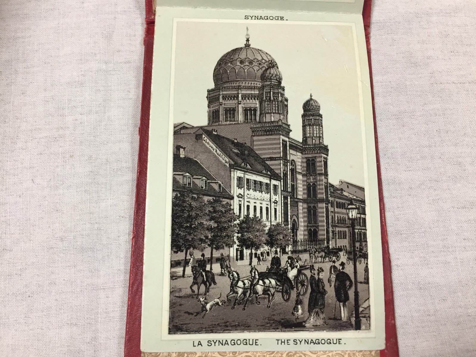 Berlin. Берлин. Сувенирный альбом-буклет.