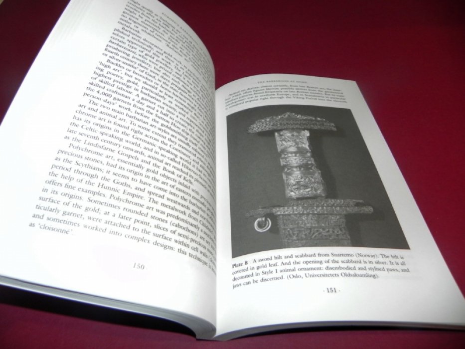 Edward James. Europes Barbarians AD 200-600 / Варвары Европы 200-600 гг. н.э.