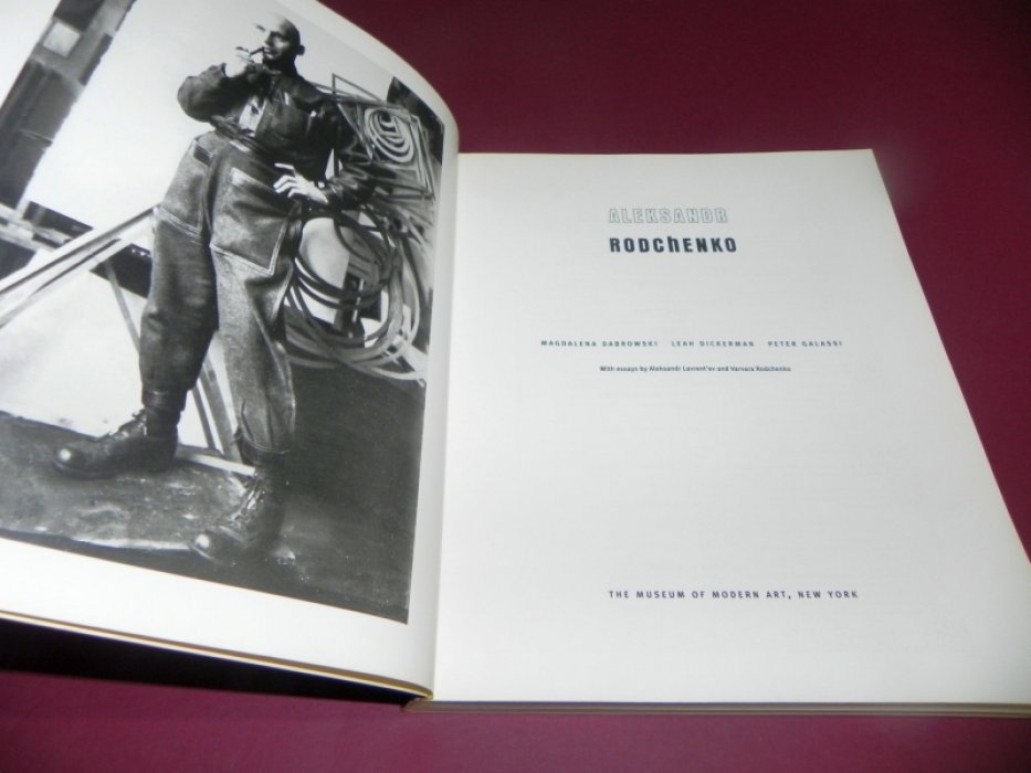 Peter Galassi, Magdalena Dabrowski, Leah Dickerman. Aleksandr Rodchenko.