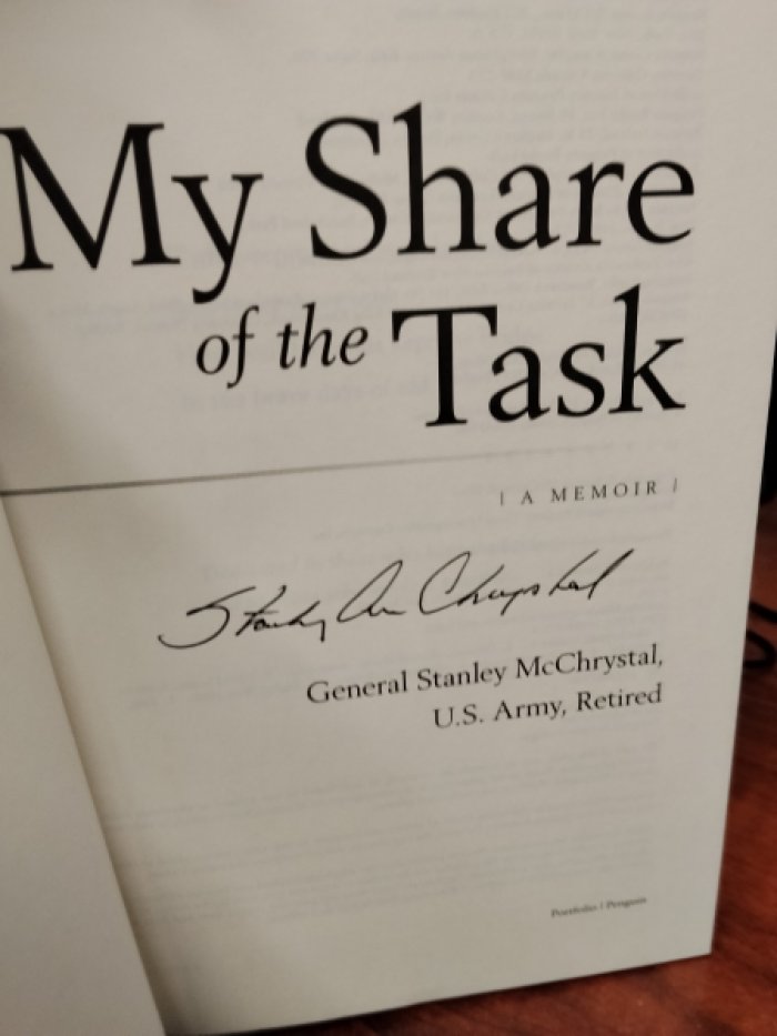 General Stanley McChrystal. My Share of the Task: A Memoir / Моя доля ответственности: Мемуары.