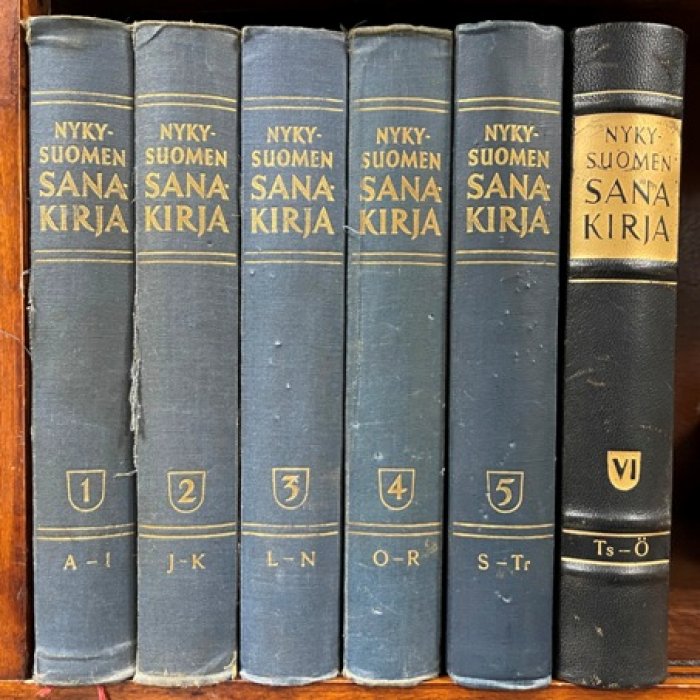Nykysuomen sanakirja.