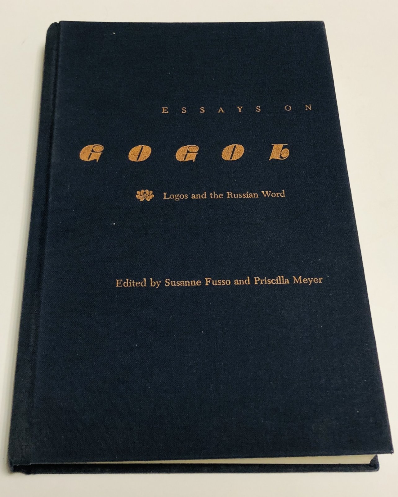 Susanne Fusso, Priscilla Meyer. Essays on Gogol: Logos and the Russian Word.