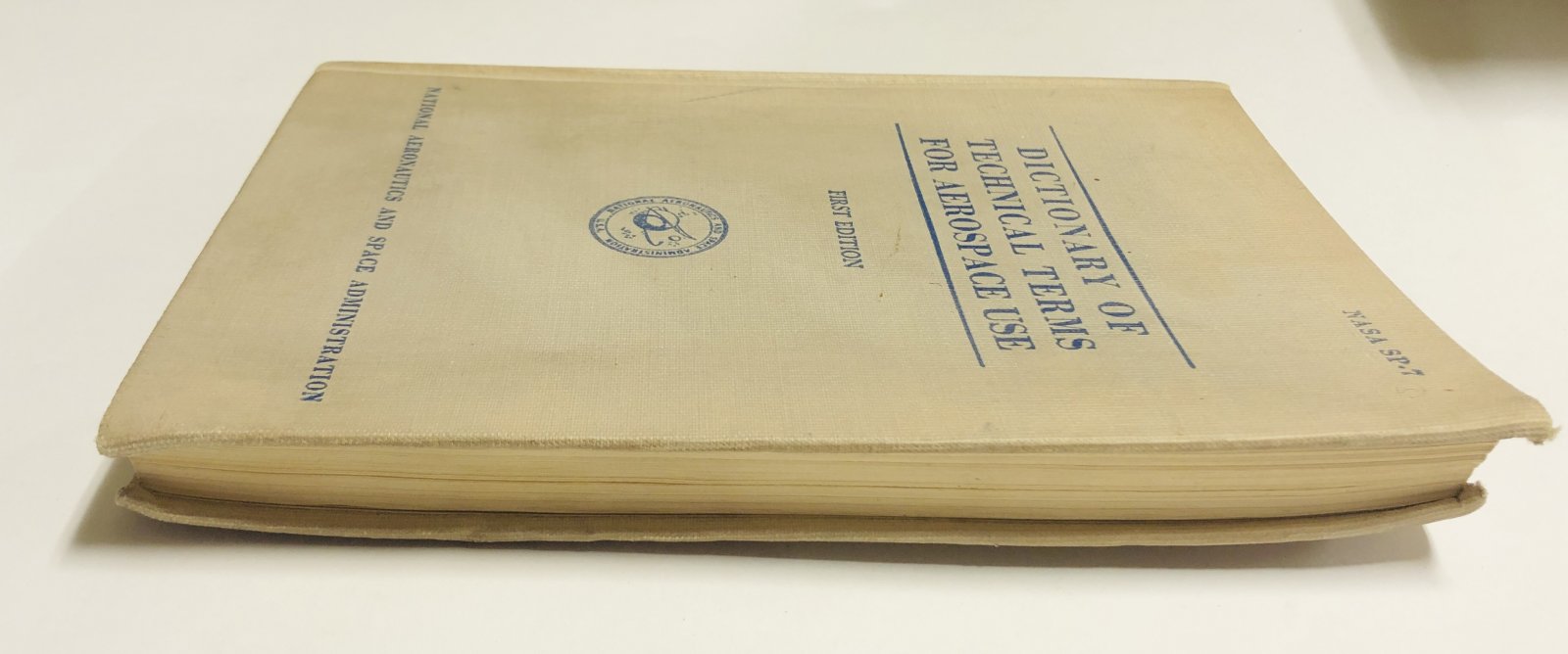 DICTIONARY OF TECHNICAL TERMS FOR AEROSPACE USE.