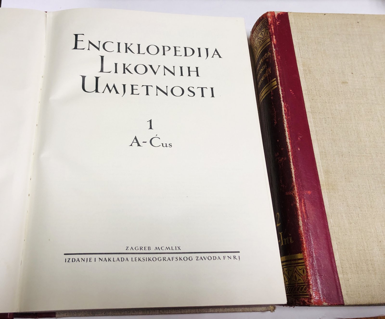 Enciklopedija likovnih umjetnosti.