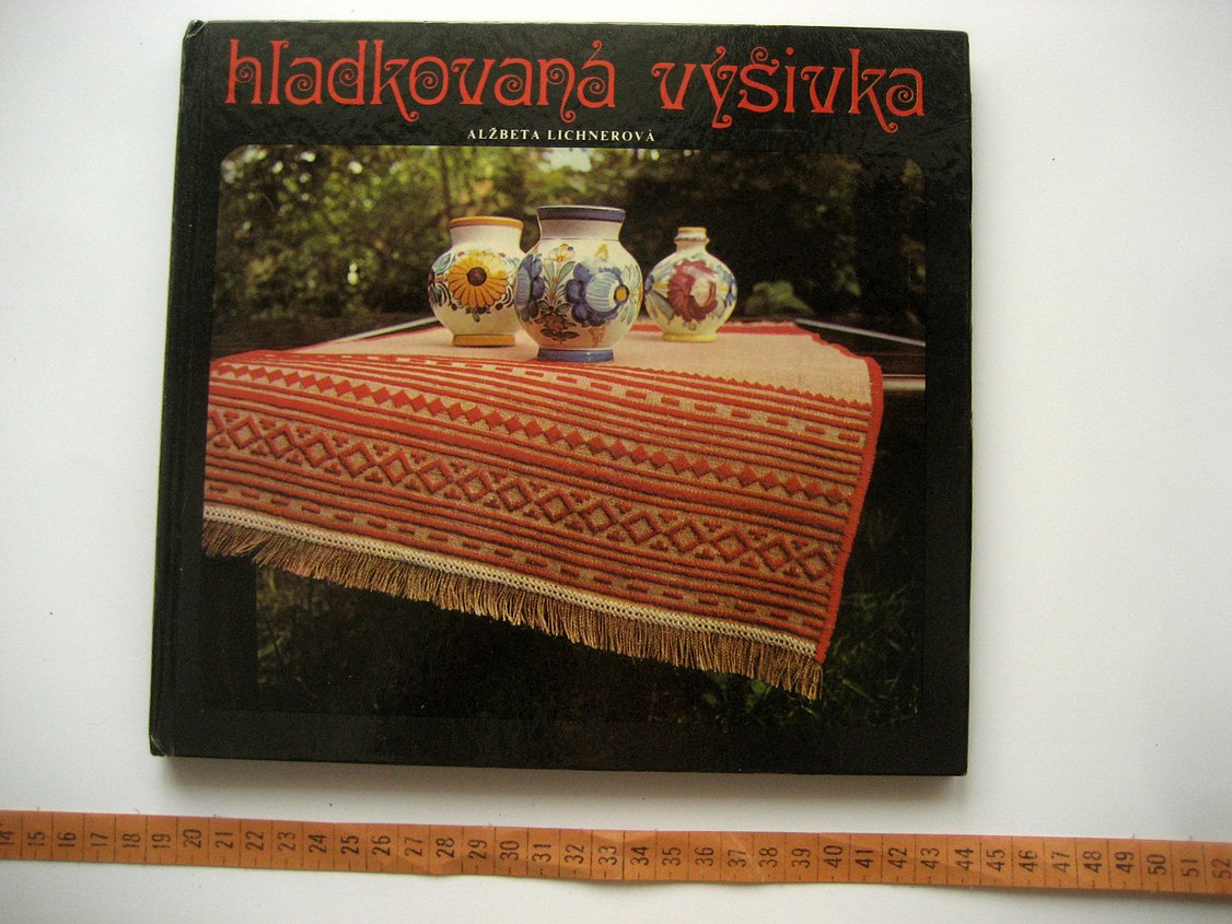 Lichnerova A. Hladkovana vysivka (вышивка).
