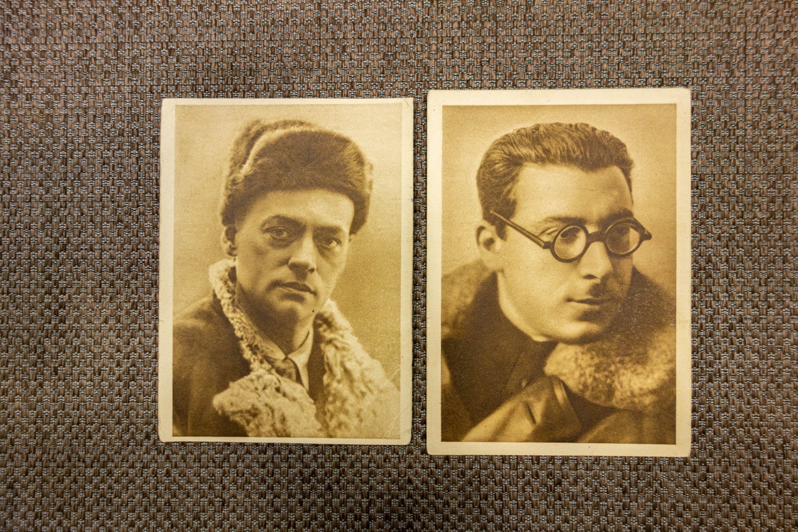 4 открытки Пролетарские писатели.