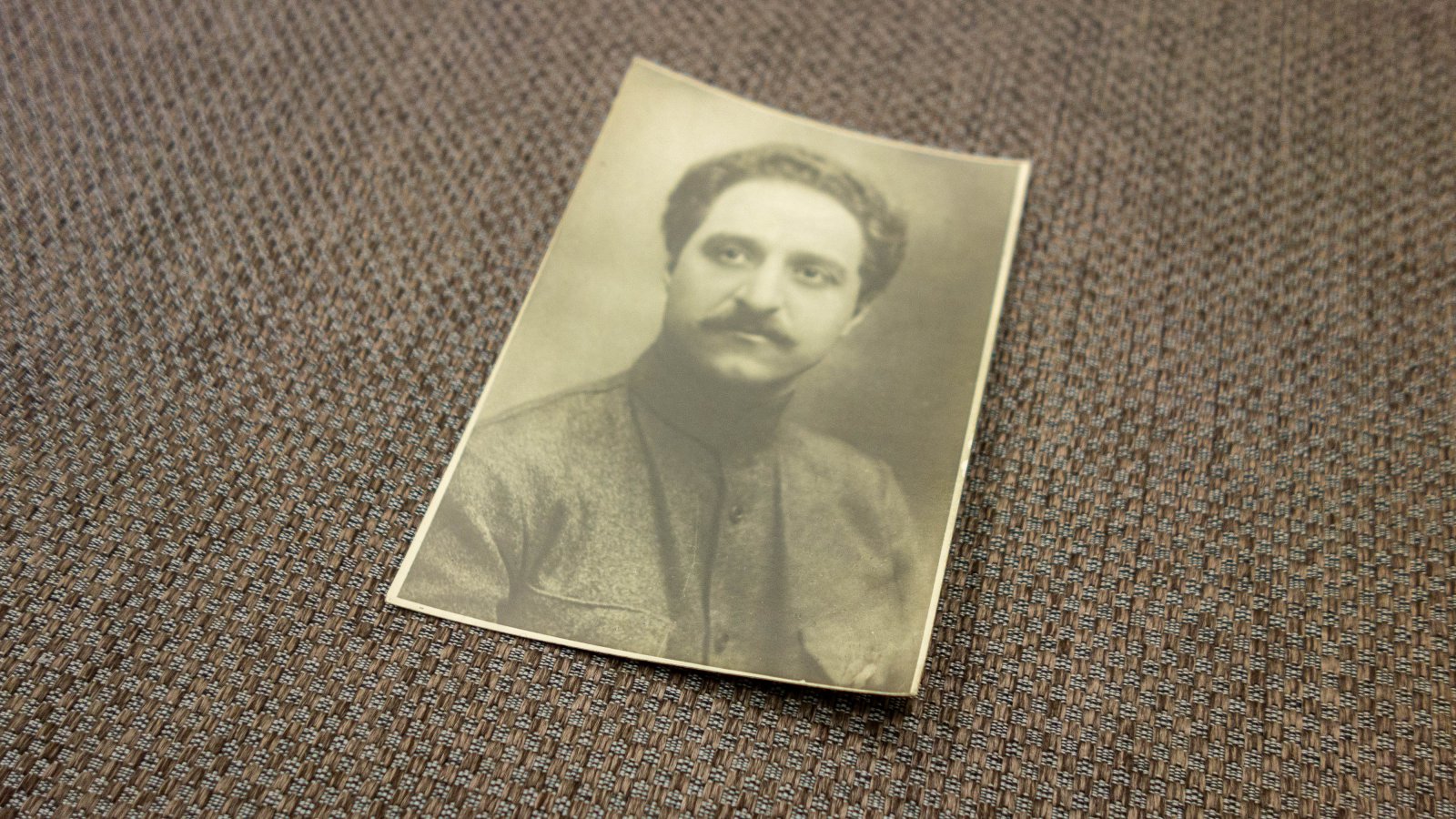 Орджоникидзе, С. Фотопортрет.