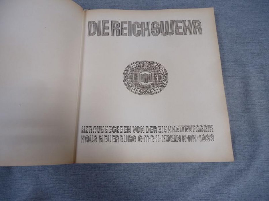 «Die Reichswehr. Рейхсвер»: немецкая армия в цветных наклейках (рекламное издание, Кёльн, 1933)