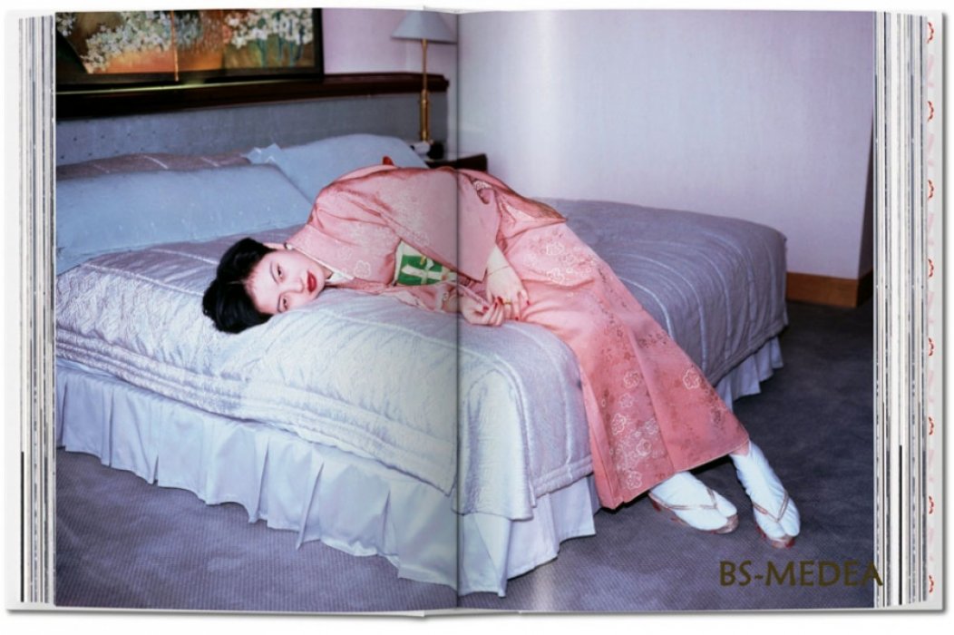 Araki. Araki. АРАКИ (на английском языке) Тфото.