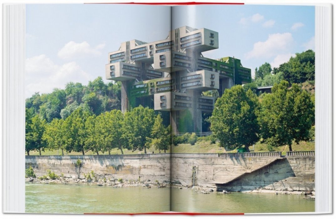 Frederic Chaubin. СССР. Cosmic Communist Constructions Photographed. Шобен. СССР. Космос. Коммунизм. Архитектура (на английском языке) Тархитектура.
