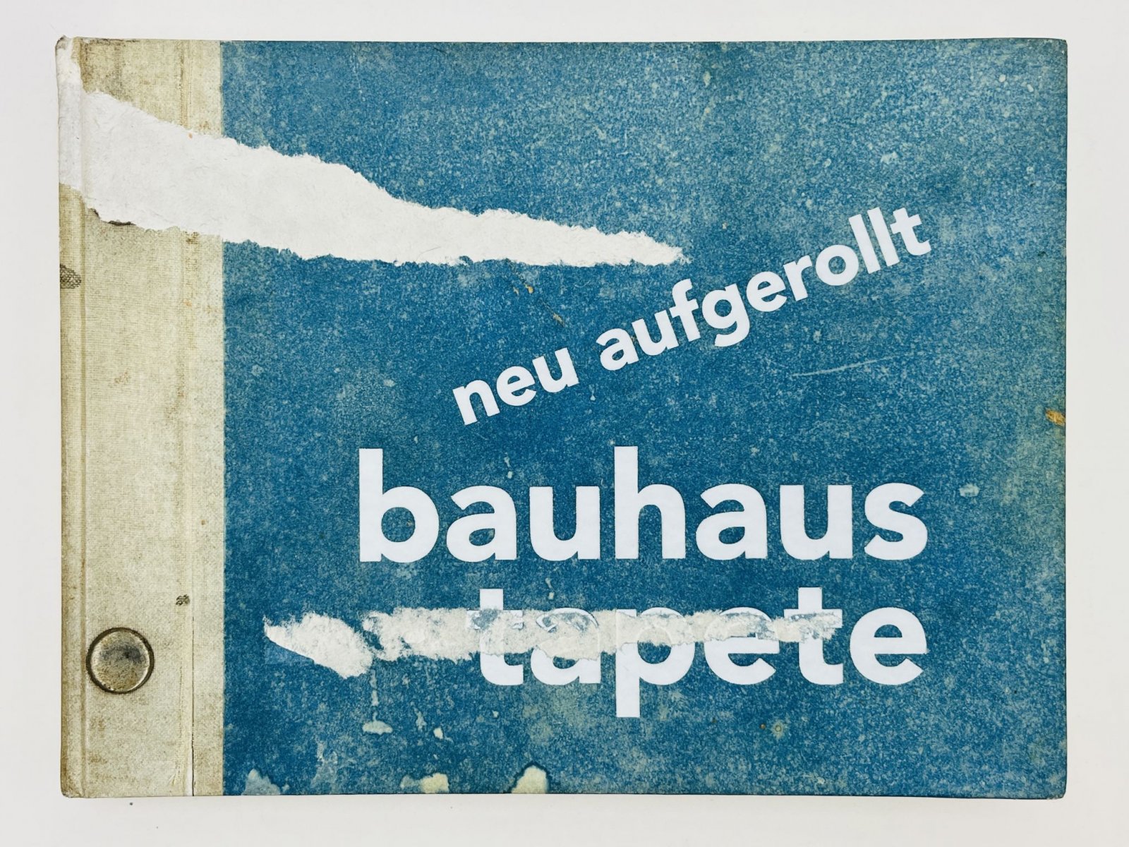Bauhaus Tapete - neu aufgerollt (Обои Баухаус - развернуты заново).
