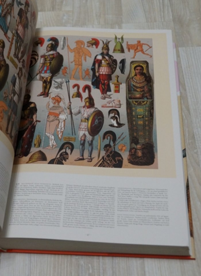 Racinet Auguste. The Complete Costume History. 25th Anniversary Special Edition