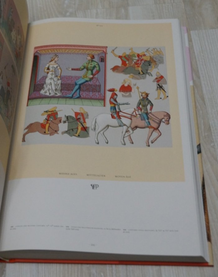 Racinet Auguste. The Complete Costume History. 25th Anniversary Special Edition