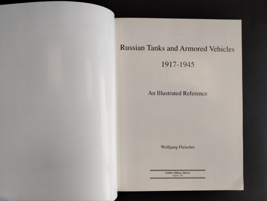 Wolfgang Fleischer. Российские танки и бронетехника 1917–1945 г.. На английском языке.