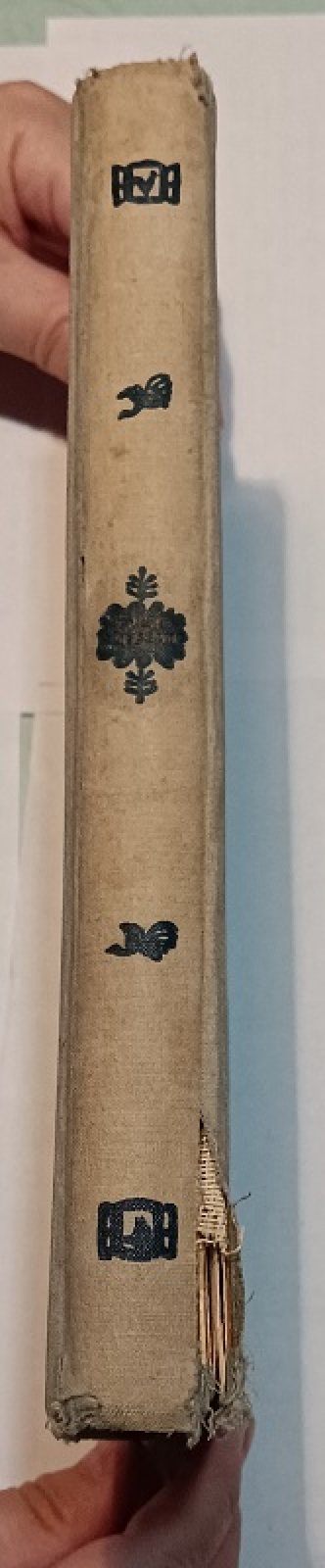 Гуси лебеди. Сборник русских народных сказок, песенок, загадок и скороговорок.