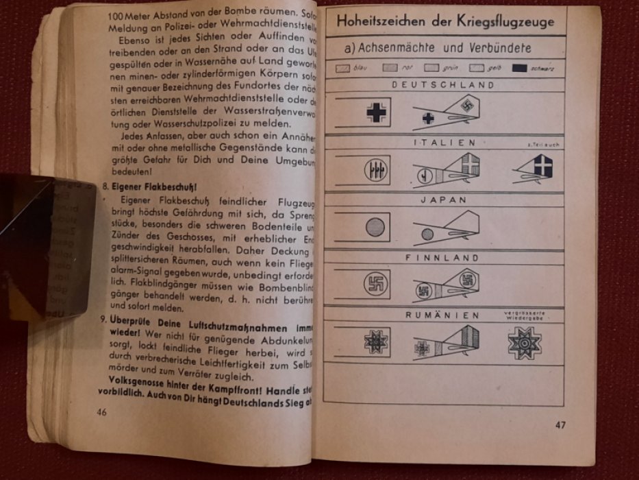 Deutsche, italienische, britisch-amerikanische und sowjatische Kriegsflugzeuge. Ansprache, Erkennen, Bewaffnung. Stand Sommer 1942 (немецкие, итальянские, американо-британские и советские боевые самолеты. Назначение, распознавание, вооружение и т.п. Состо