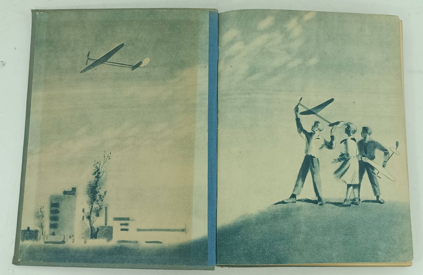 Книга юного конструктора. Том 1.