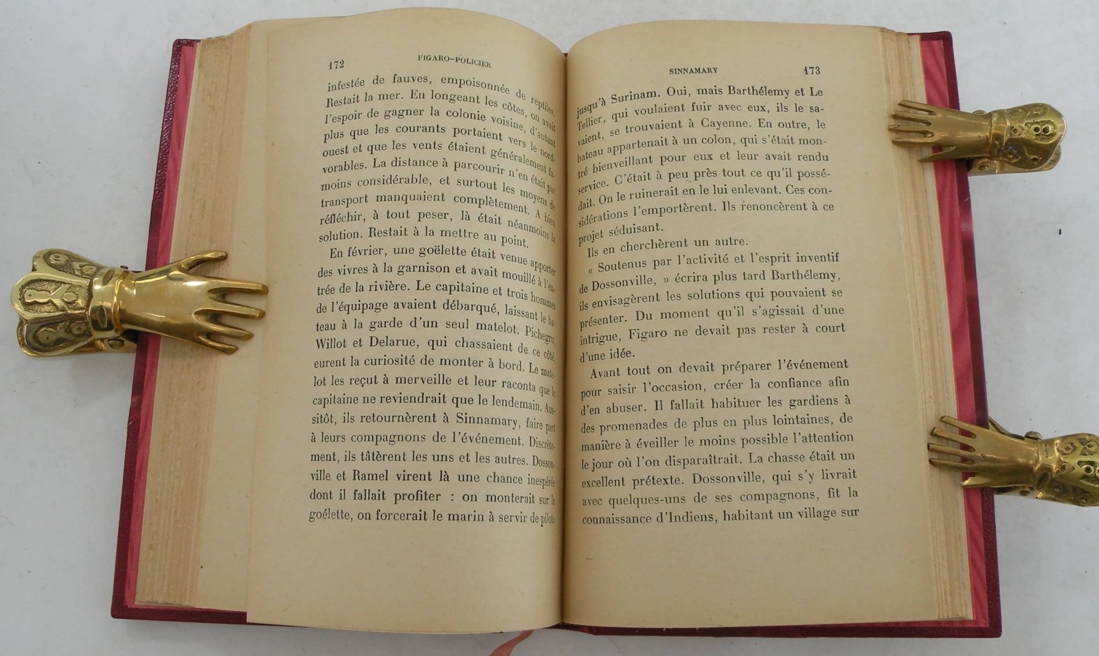 Ernest dHauterive {Эрнест дОтерив). Figaro–Policier. Un Agent Secret sous la terreur.( Фигаро – полицейский. Секретный агент под угрозой террора.)на франц.яз.