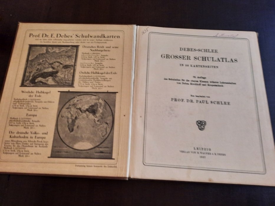 Schlee Paul. Debes–Schlee grosser Schulatlas.
