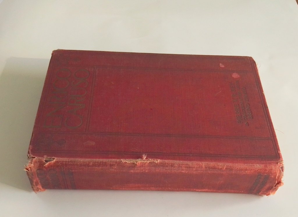 Key Pierre V.R., Zirato В. Enrico Caruso. A biography.