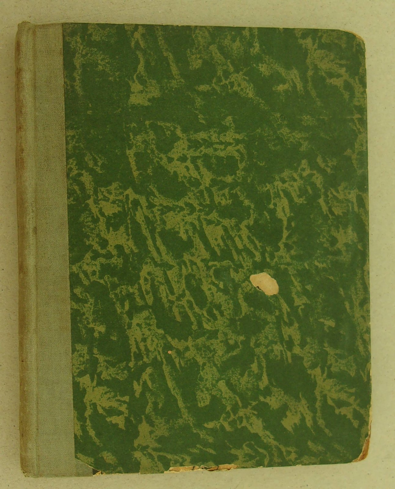 Лукомский Г.К. Старый Петербург. Прогулки по старинным кварталам столицы.