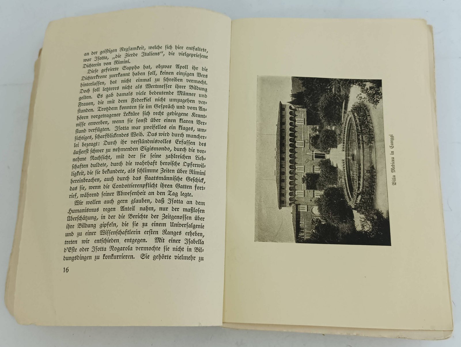 Торниус В. Салоны. Т.1. Картины, изображающие светское общество, за пять веков.