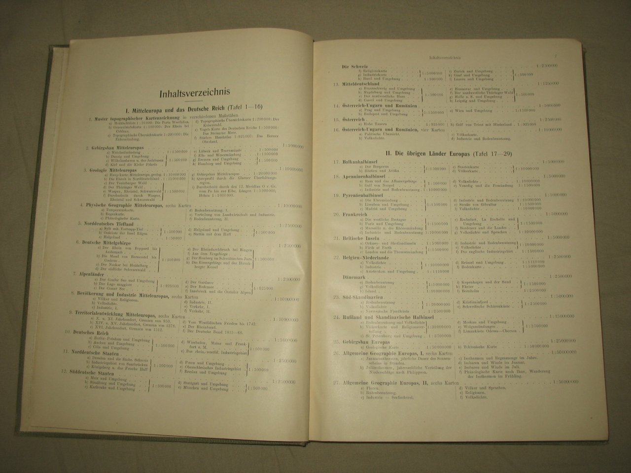 Haack-von Seydlitz. Oberstufen-Atlas fur hohere Lehranstalten./ Атлас для средней школы для старших классов.