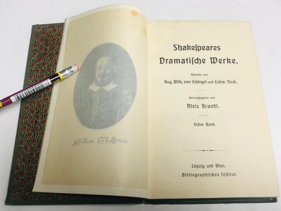 Shakespeares/ Шекспир. Dramatische Werke. Драматические произведения
