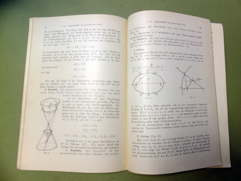 K.G.Volk. Элементы новой геометрии. (Die elemente der neueren geometrie)