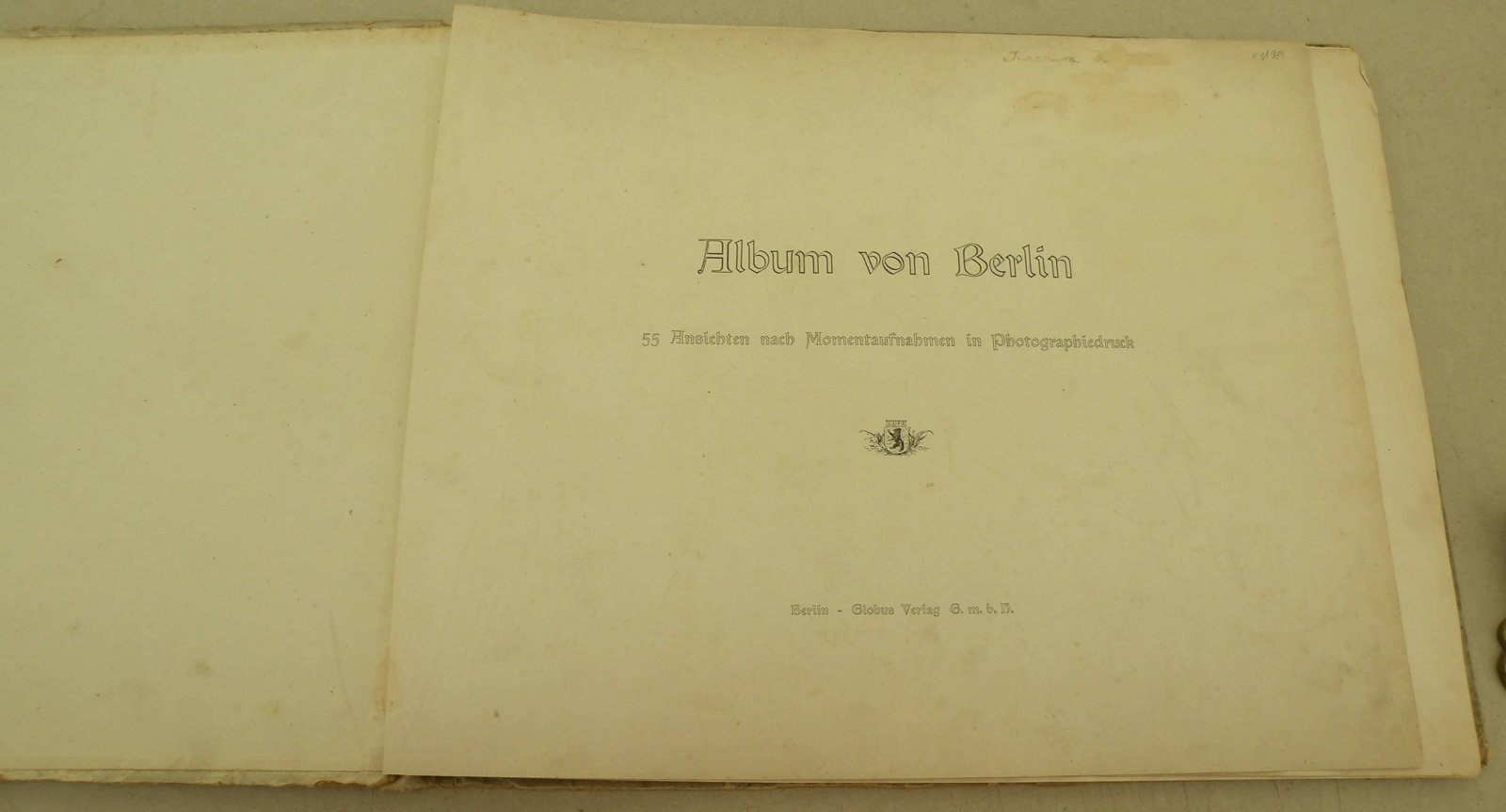 Album von Berlin. [Альбом с видами Берлина]. На немецком языке.
