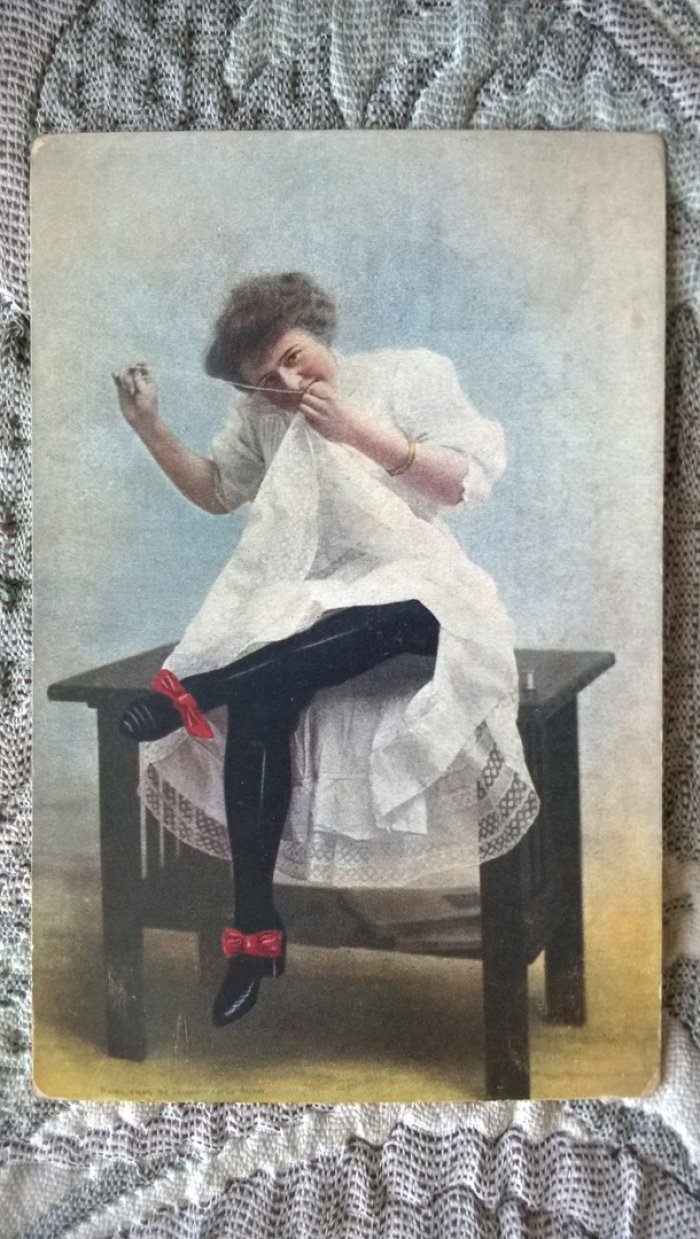 Помеха в весельи (веселье).