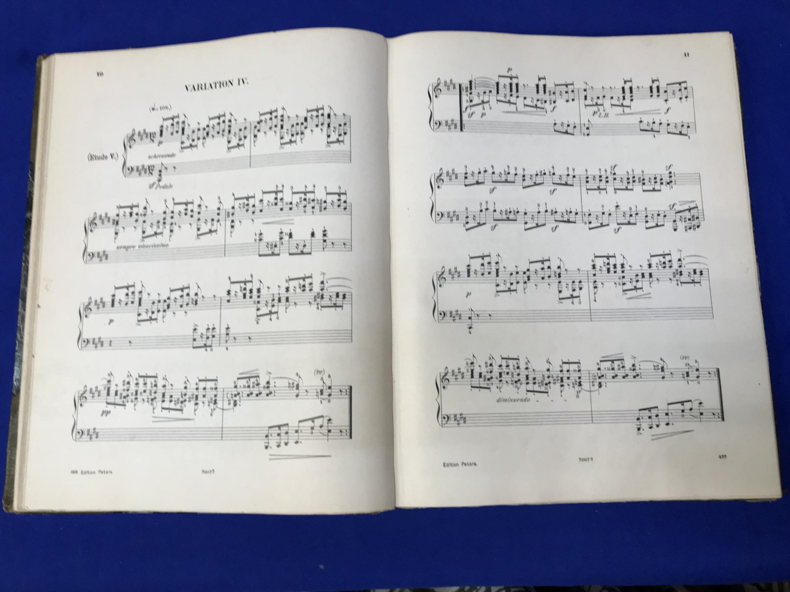 Schumann Robert. Rob. Schumanns Werke fur Pianoforte solo. Band III / Произведения Шумана для фортепиано. Соло.Том III