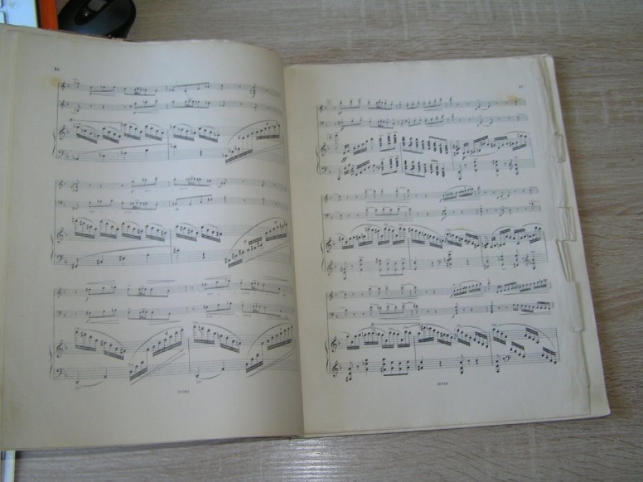 Arensky A. [ Аренский Антон ] Trio pour le Piano, Violon et Violoncelle. Op.32. [ Трио для фортепиано, скрипки и виолончели ор.32 ]