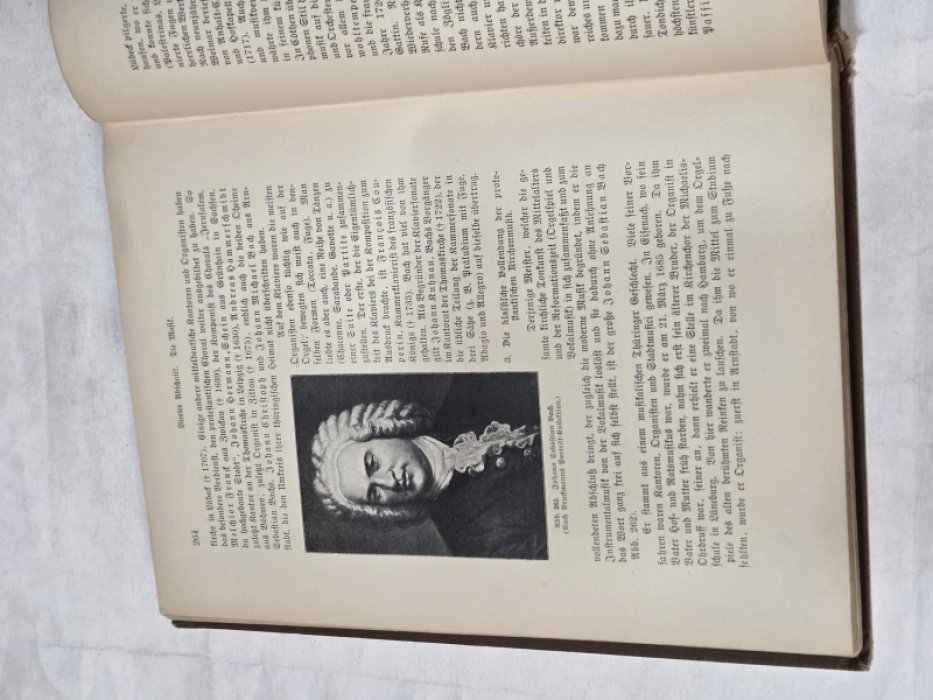 Викенхаген Э. Методическое пособие для преподавания истори искусств, архитектуры, скульптуры живоптиси и музыки. На нем. Яз.