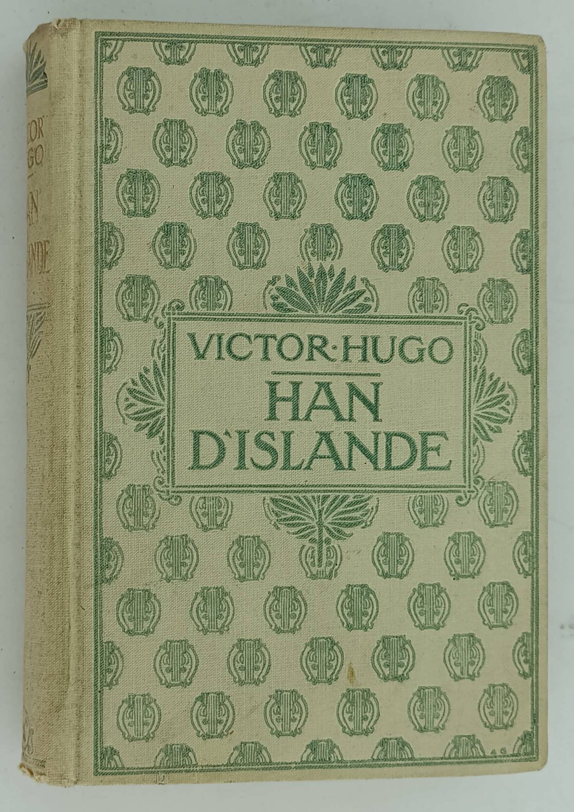Гюго В. Ган Исландец.