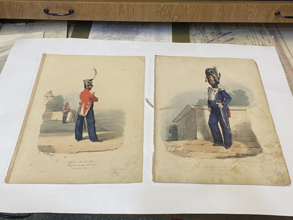 Литографии. Военная форма времен 1815-1830 гг. Художник Белланже.