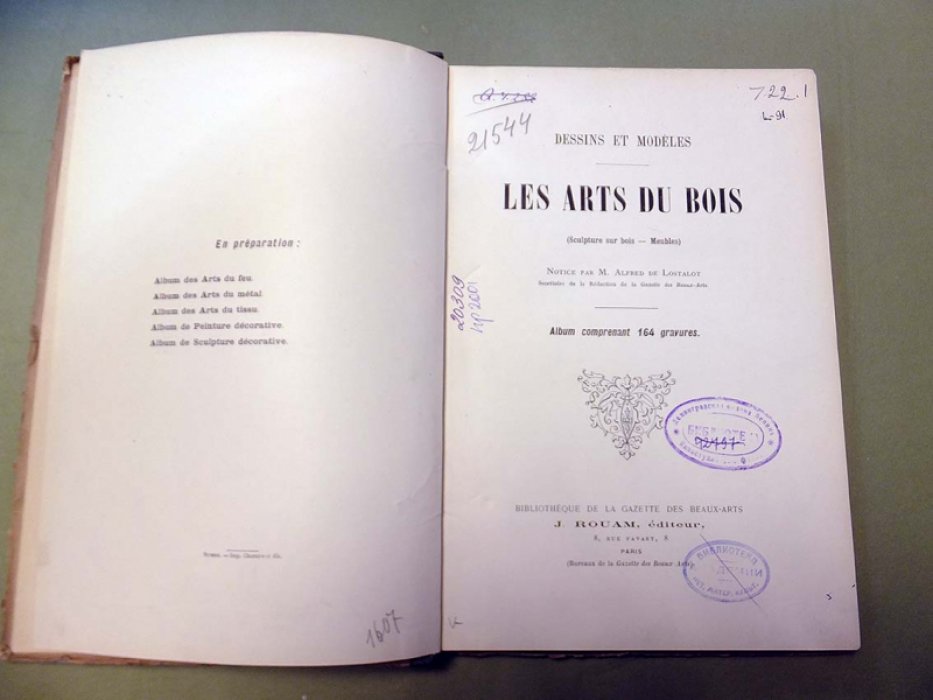 Lostalot A. Les Arts du bois. Альбом. Рисунки и модели. Искусство резьбы по дереву.
