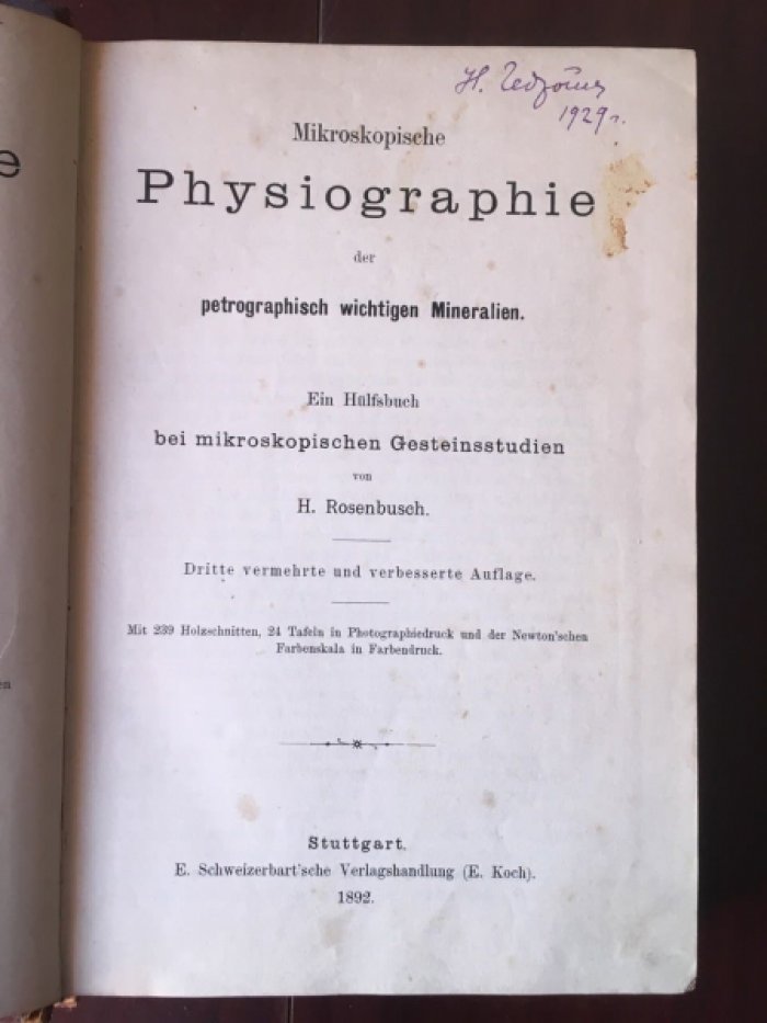 Rosenbusch H. Mikroskopische Physiographie der petrographisch wichtigen Mineralien.