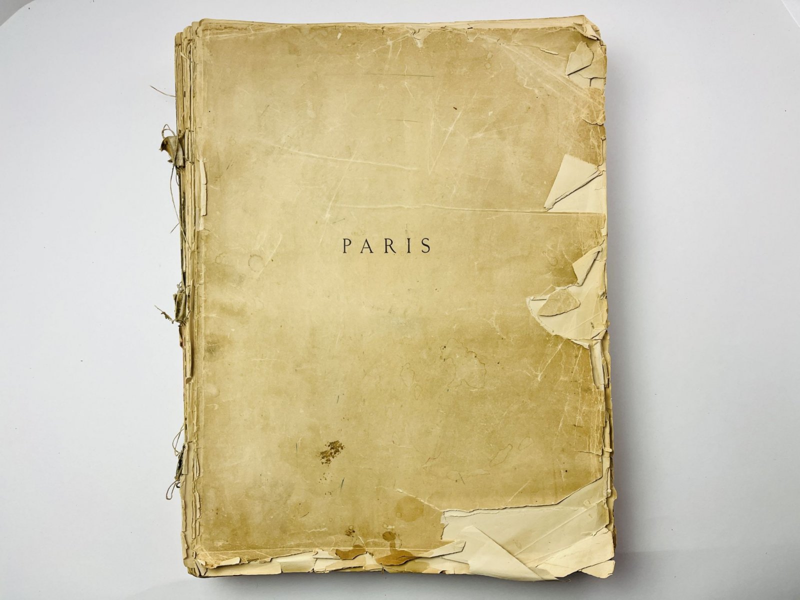 Огюст Витю. Paris (Париж).