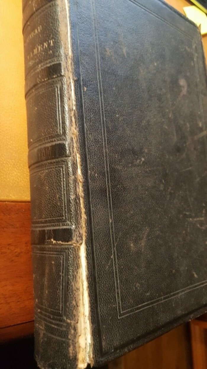 Nouveau testament. La Sainte Bible. Новый завет. Святая библия. Том 4.