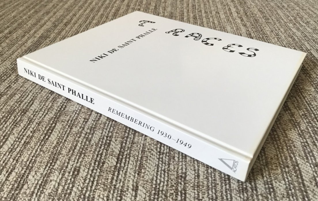 Niki de Saint Phalle — Traces: An Autobiography (Remembering 1930–1949). 1999 First Edition Hardcover