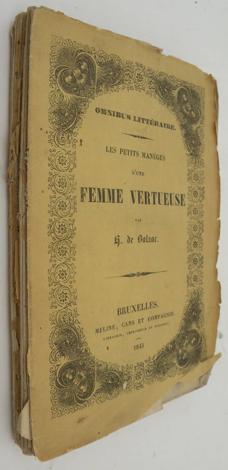 Balzac O. de. [Бальзак О. де]. Les petits dune femme vertueuse. [Маленькиедобро фокусы добродетельной женщины].