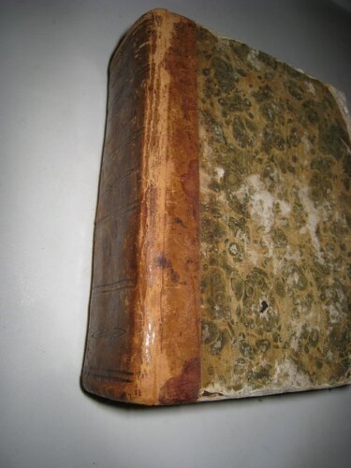 Oldecop A. Nouveau dictonnaire de pouche francias russe. [Полный французко-русский словарь.]