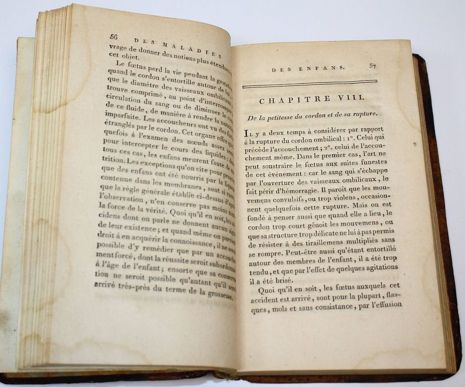 Chambon N. Des maladies des enfans. [О детских болезнях]. [в 2-х т.]. Том 1.